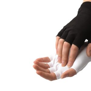 Dinkles Half-Finger Nylon Gloves